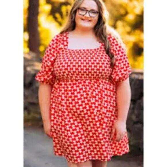 Ava & Viv Dresses & Skirts - Ava & Viv 100% Cotton Red and White Geometric Print Midi Dress w/Smocking Detail